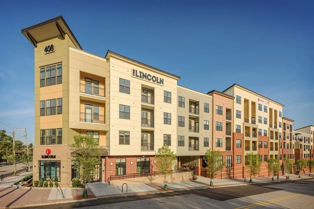 The Lincoln apartments in Raleigh